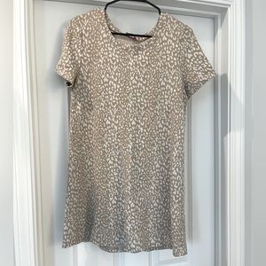 Pink Lily Cheetah Print T-shirt Dress